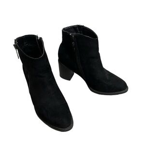 Beatrice Black Suede Bootie Boot Shoe Block Heel with Side Zipper Size 8